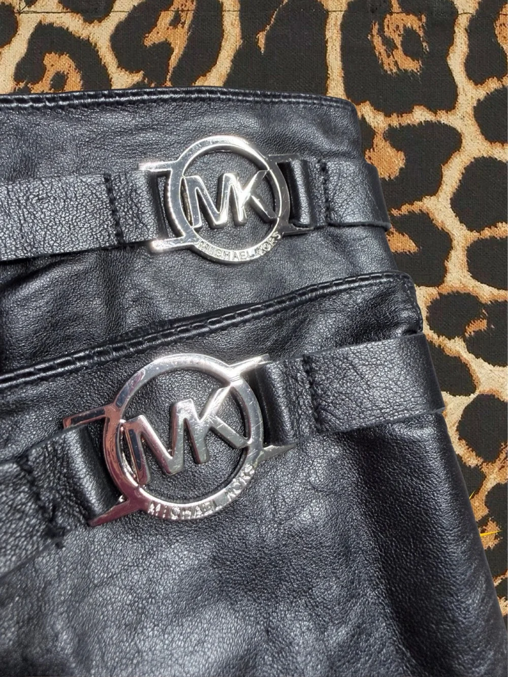 MICHAEL Michael Kors smooth black